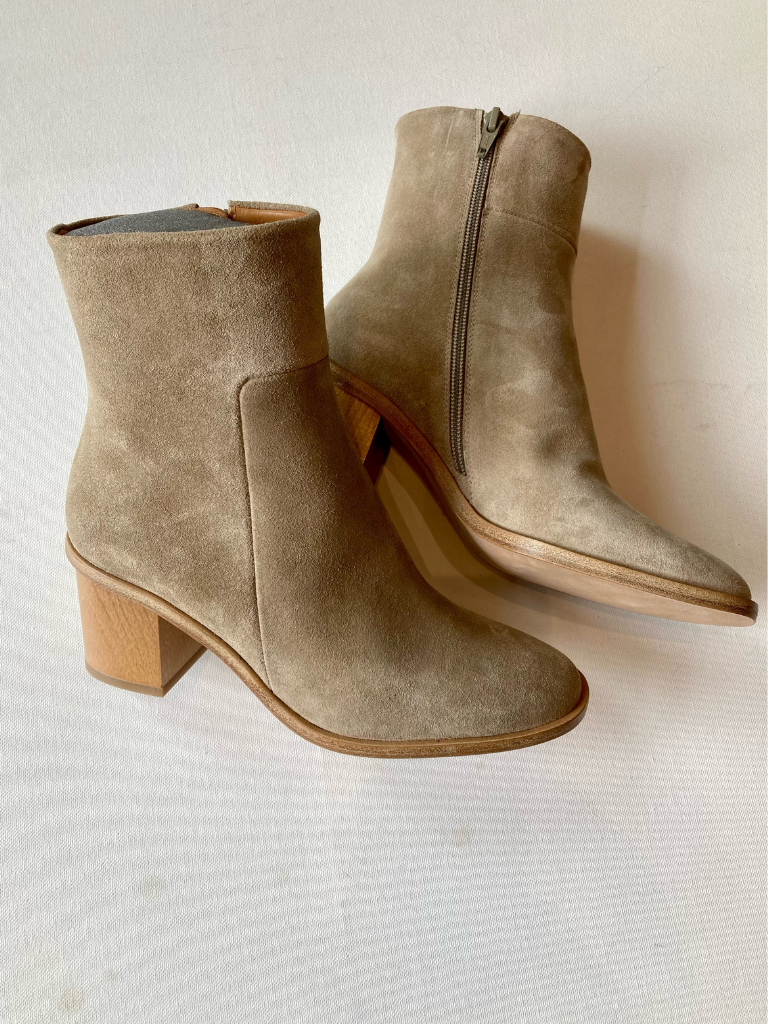 Babe Boot in Otter Sabbia - Vegas