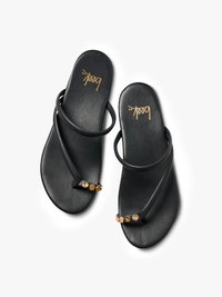 Starbird Leather Toe-Ring Sandal in Black