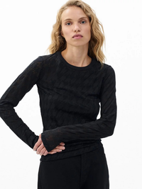 Valencia Houndstooth Top in Black
