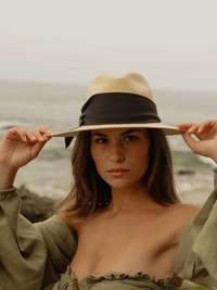 Gardenia Straw Fedora Hat in Natural/Black