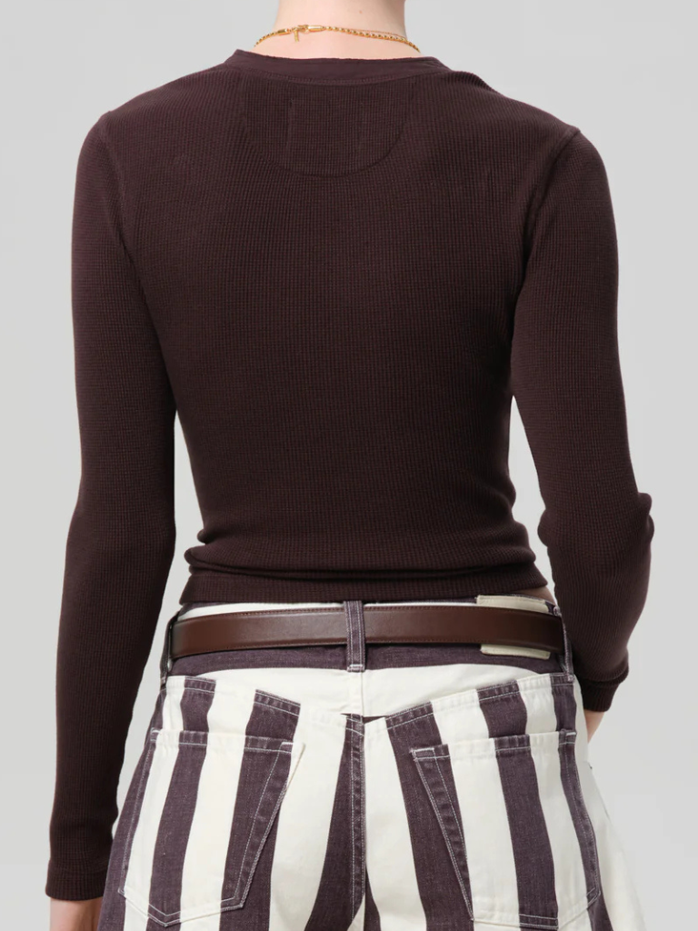 Drea Waffle Henley in Chocolate