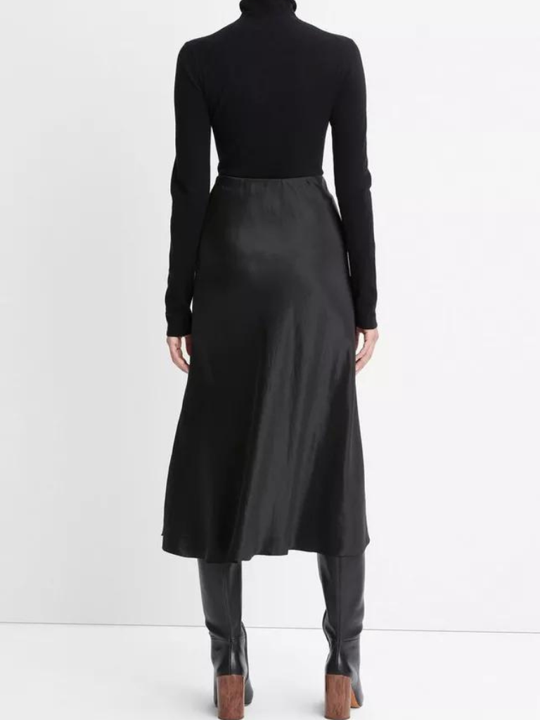 Shaped Hem Bias Slip Skirt in Black