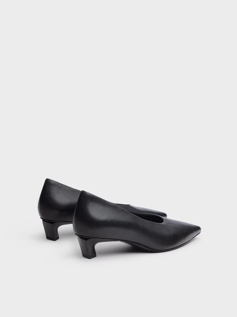 Paloma Leather Pump in Black