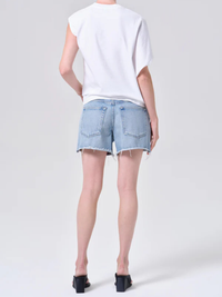 Nye Short in Post