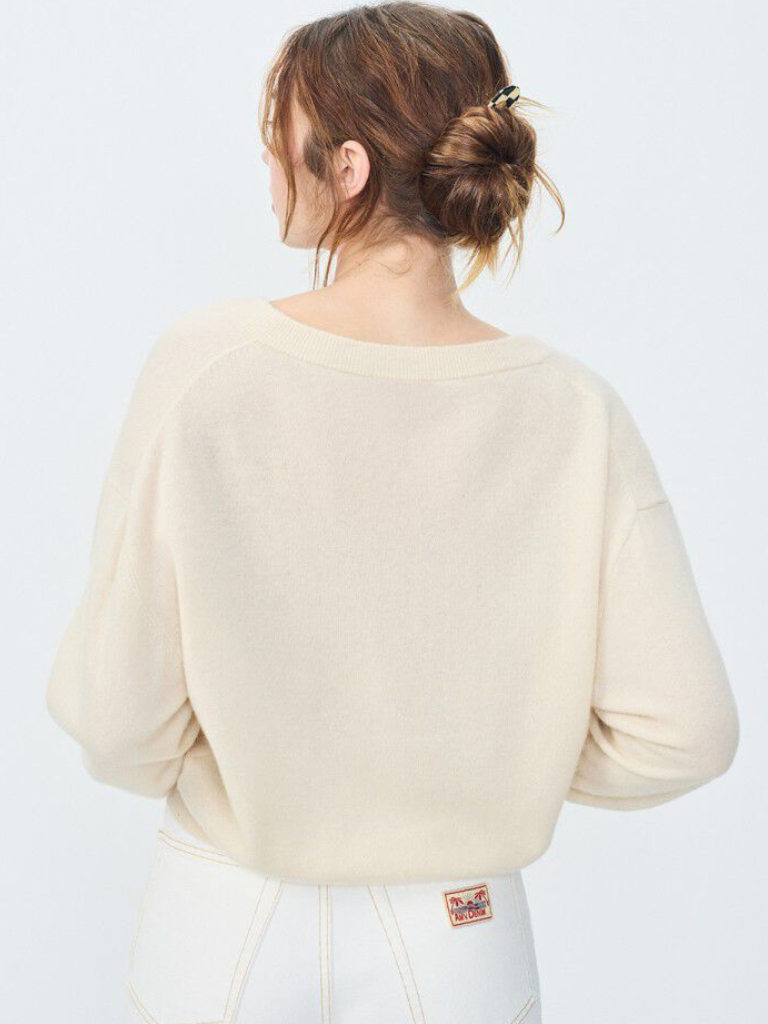 Raxow V-Neck Sweater in Neutral