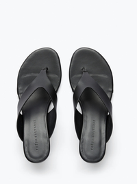Kat Heeled Thong Sandal in Black