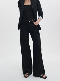 Featherweight Logan Wide-Leg Jean in Black