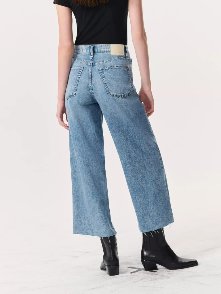 Featherweight Andi Ankle Length Jean in Beacon