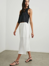 The Boxy Tank in Black