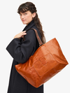 Grande Bateau Tote in Camel