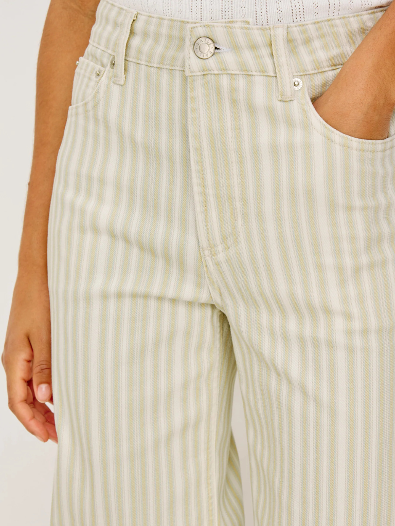 Getty Crop in Malibu Stripe