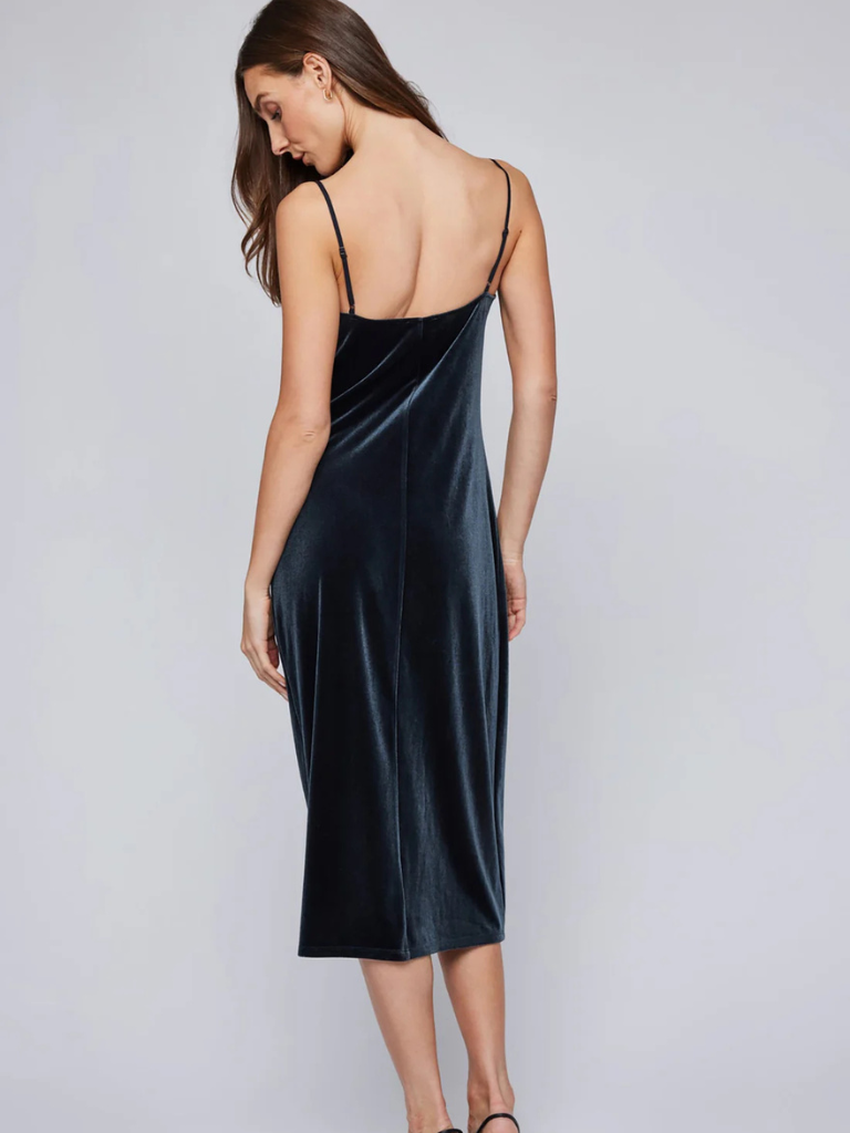 Jolene Velvet Midi Dress in Twilight