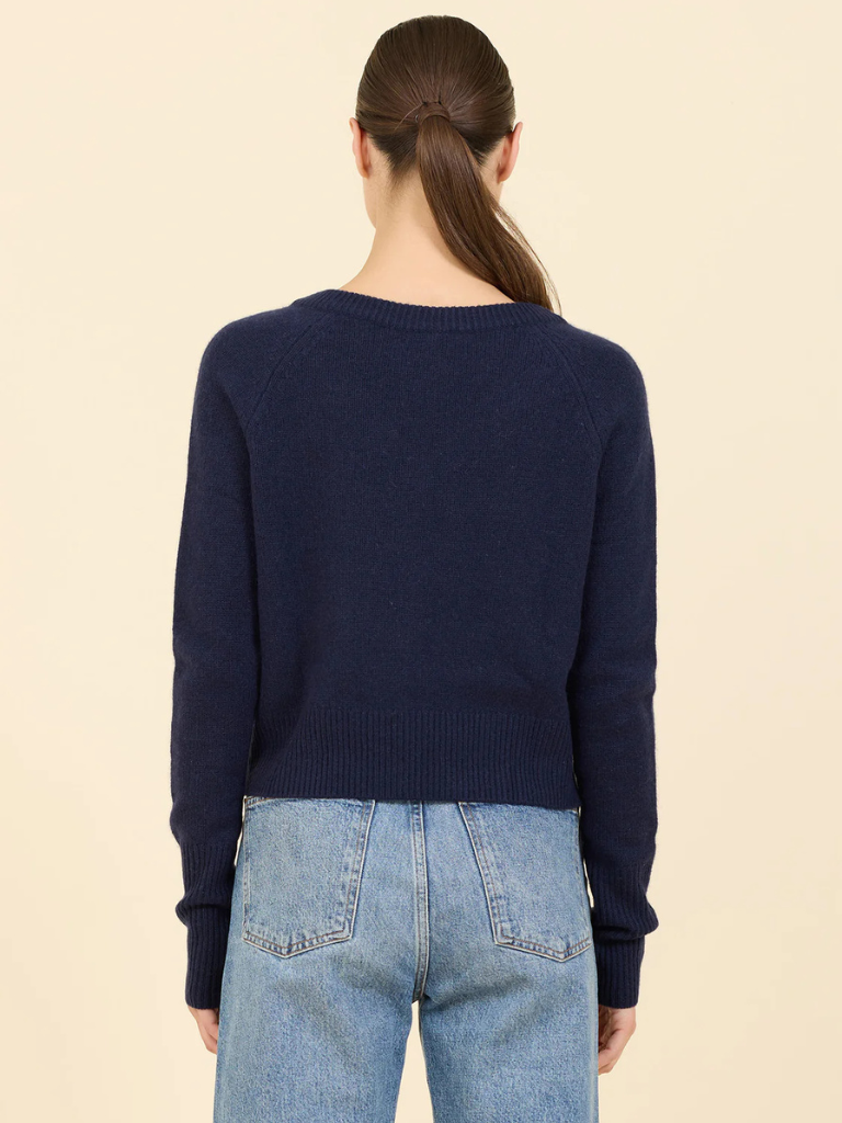 Blakely Cashmere V-Neck in Navy