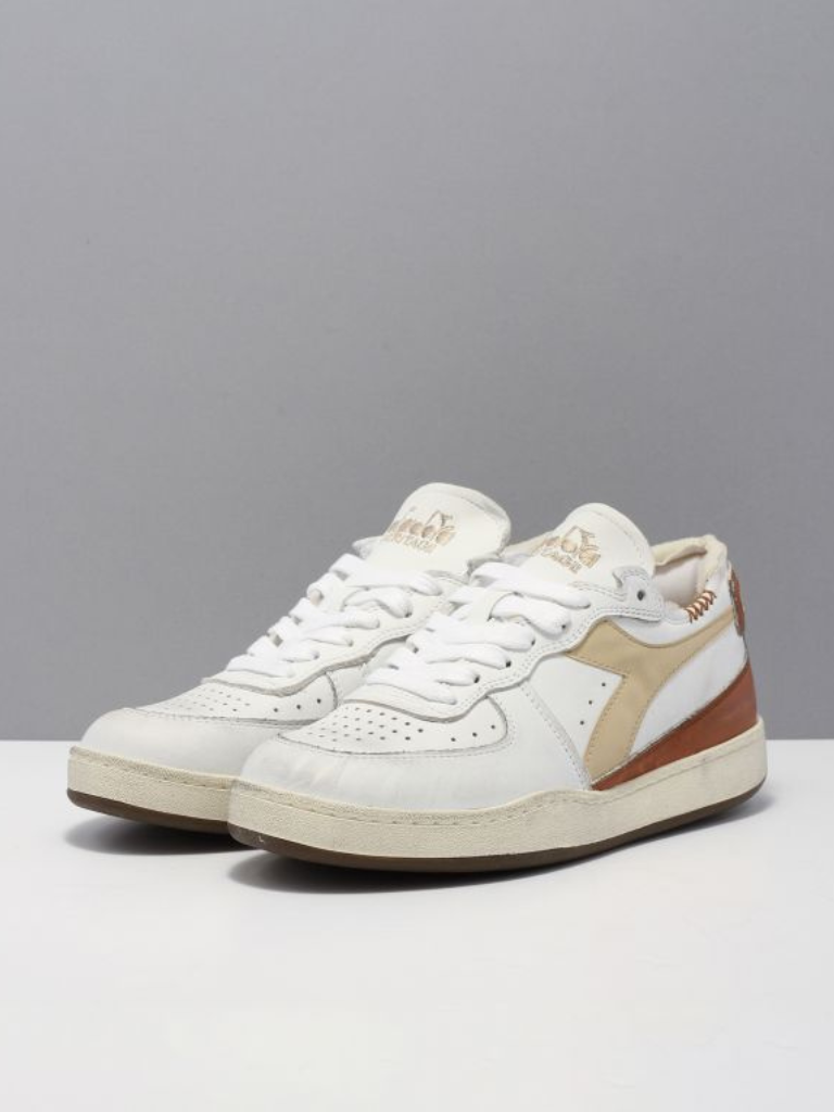 MI Basket Row Cut Heritage Shoe in White/Beige