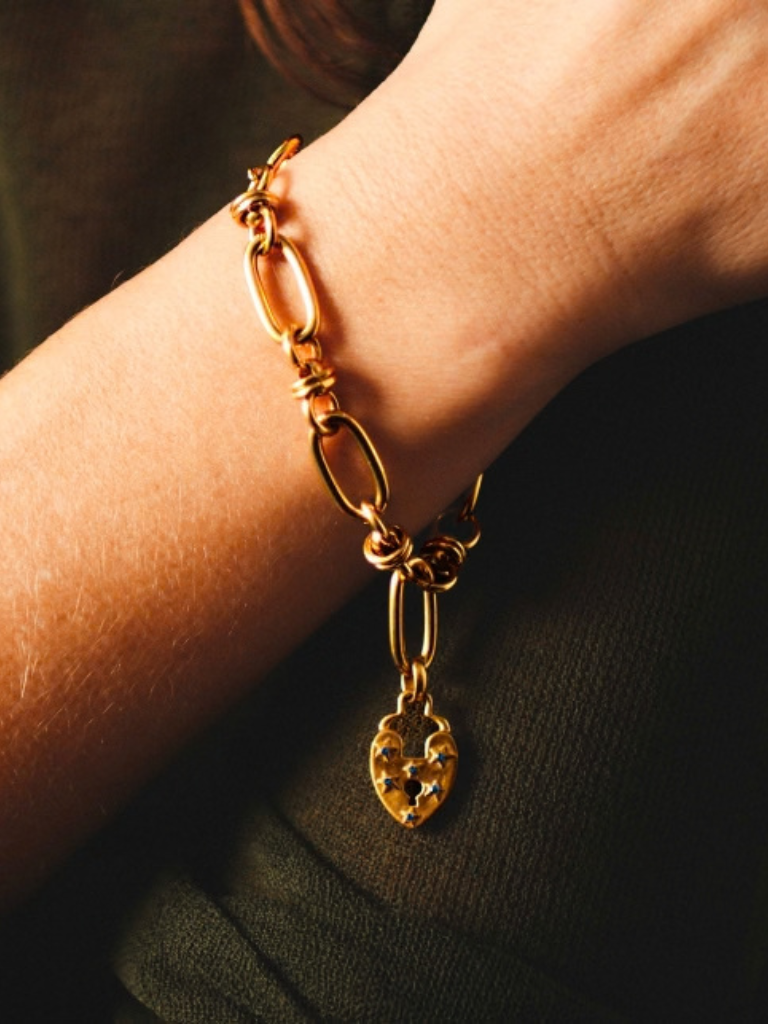 Heart Lock Bracelet in Gold