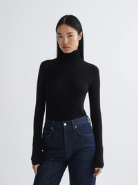 Pascale Turtleneck in Obscura