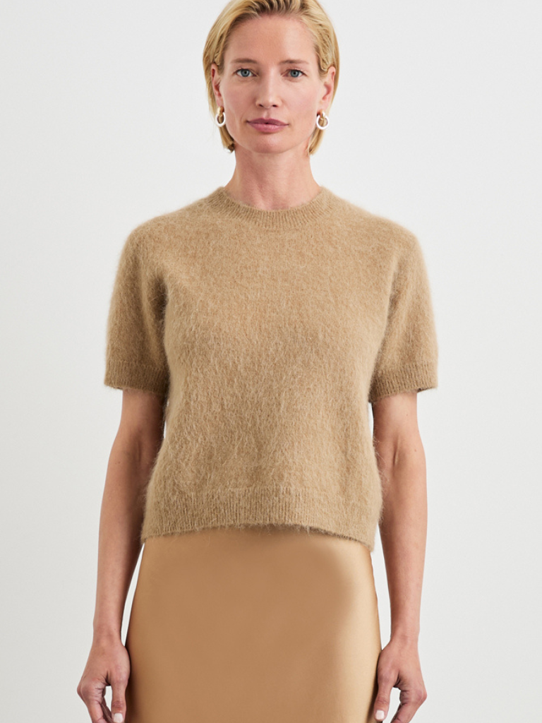 Briar T-Shirt Sweater in Camel