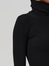 Caradene Turtleneck in Black