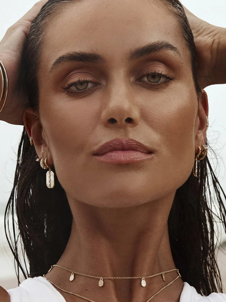 Bermuda Hoops in Gold