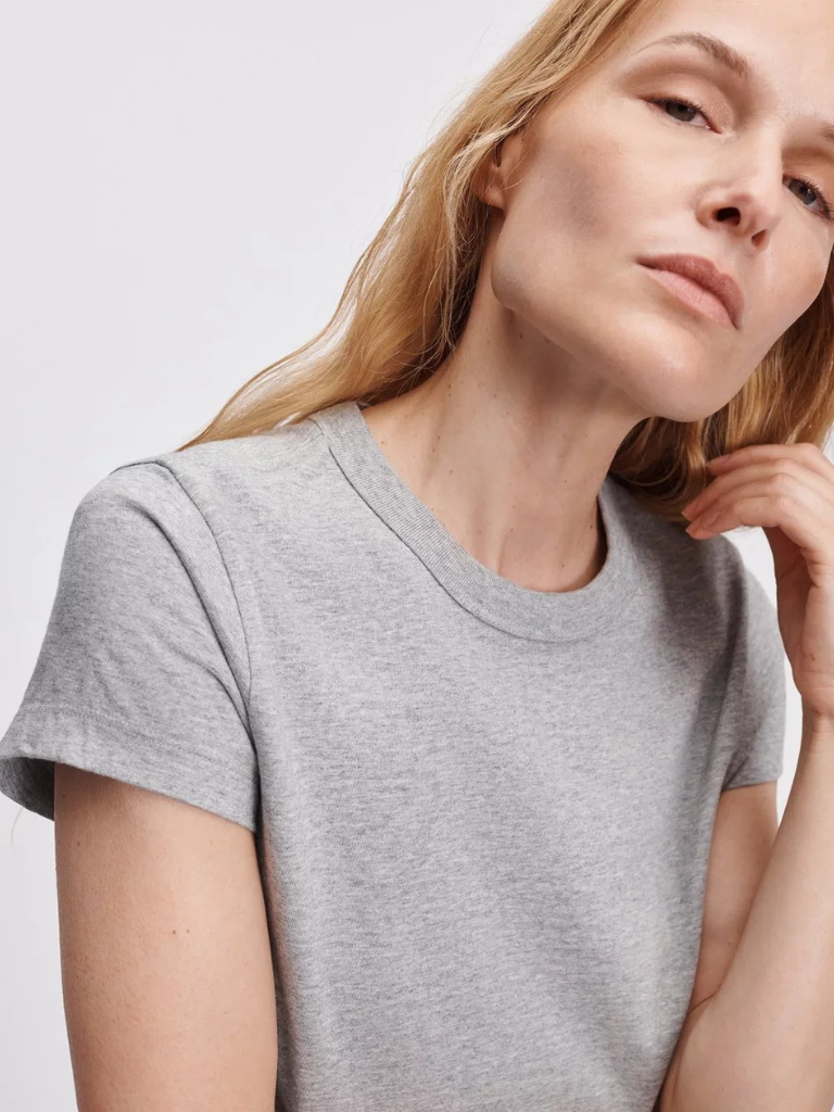 Kelly Perfect Tee in Heather Grey