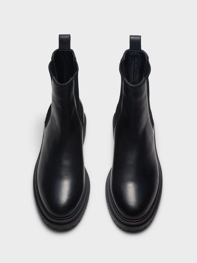 Bedford Leather Chelsea Boot in Black