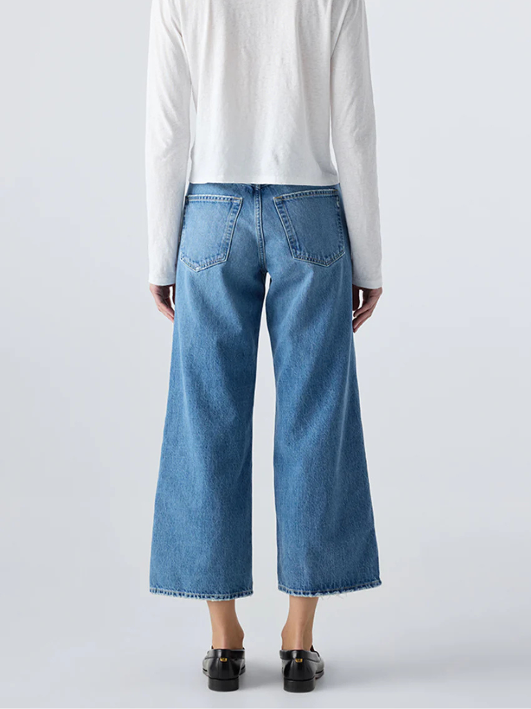 Frida Crop Jean in Smitten
