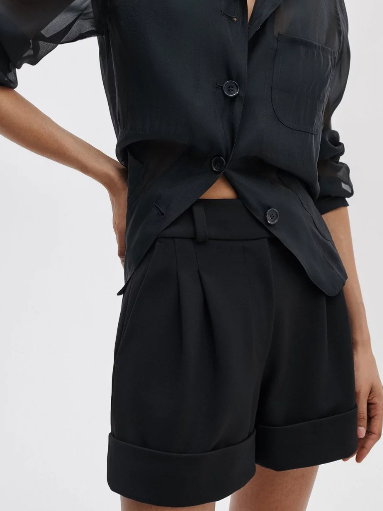 Neila Refine Knit Short in Black