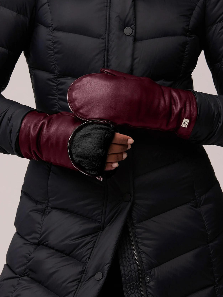 Betrice Leather Mitts Lined With Faux Fur in Merlot/Black