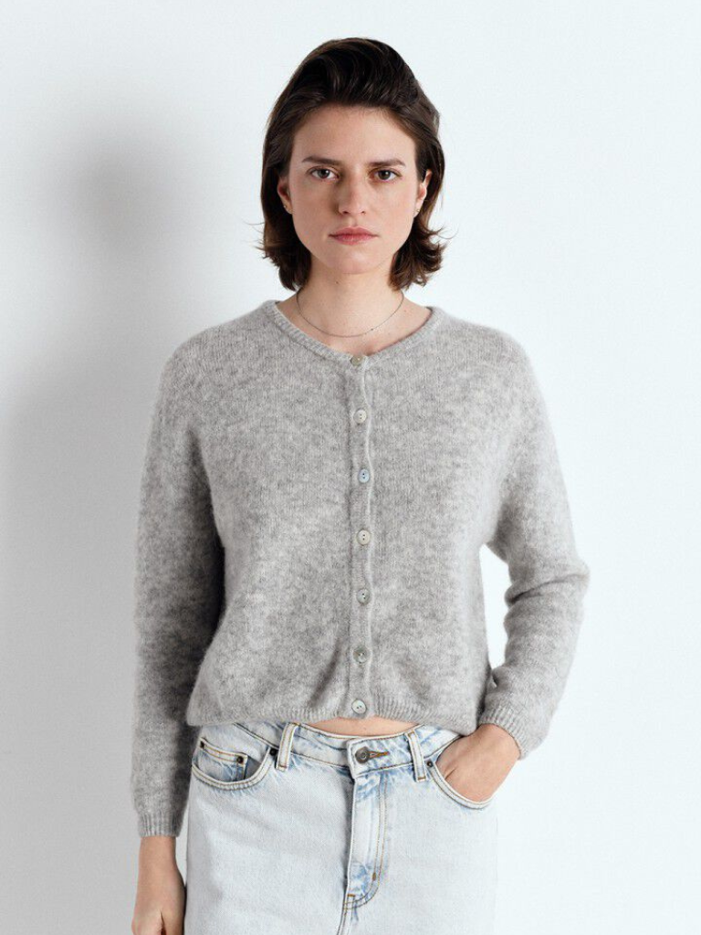 Vitow Cardigan in Light Grey