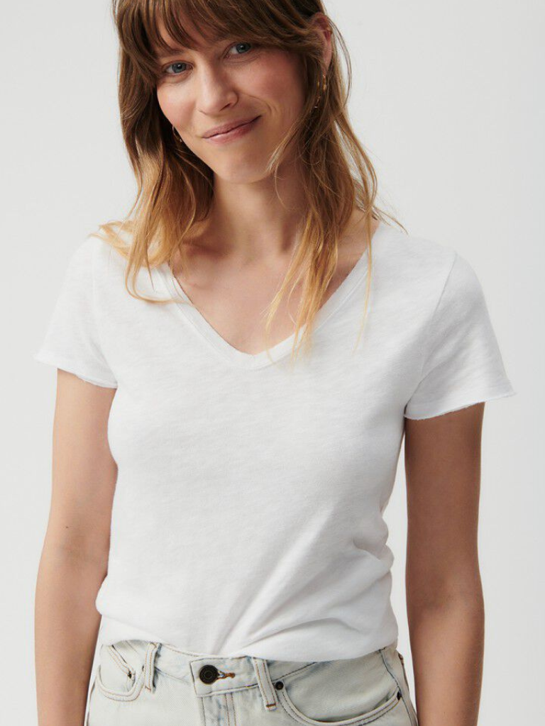 Sonoma V-Neck T-Shirt in Blanc