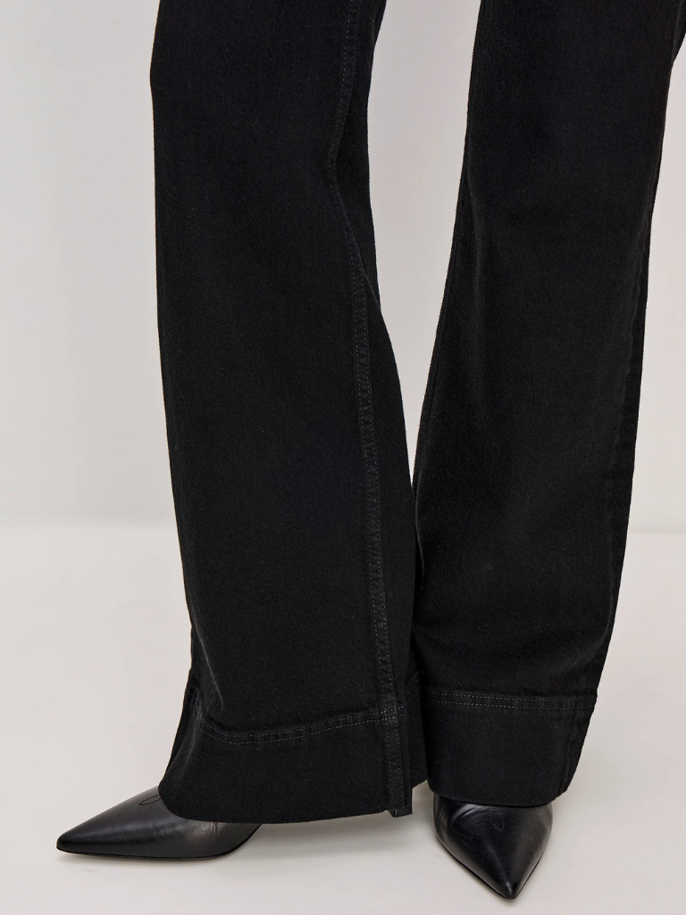 Alamitos Flared Trouser in Blackout