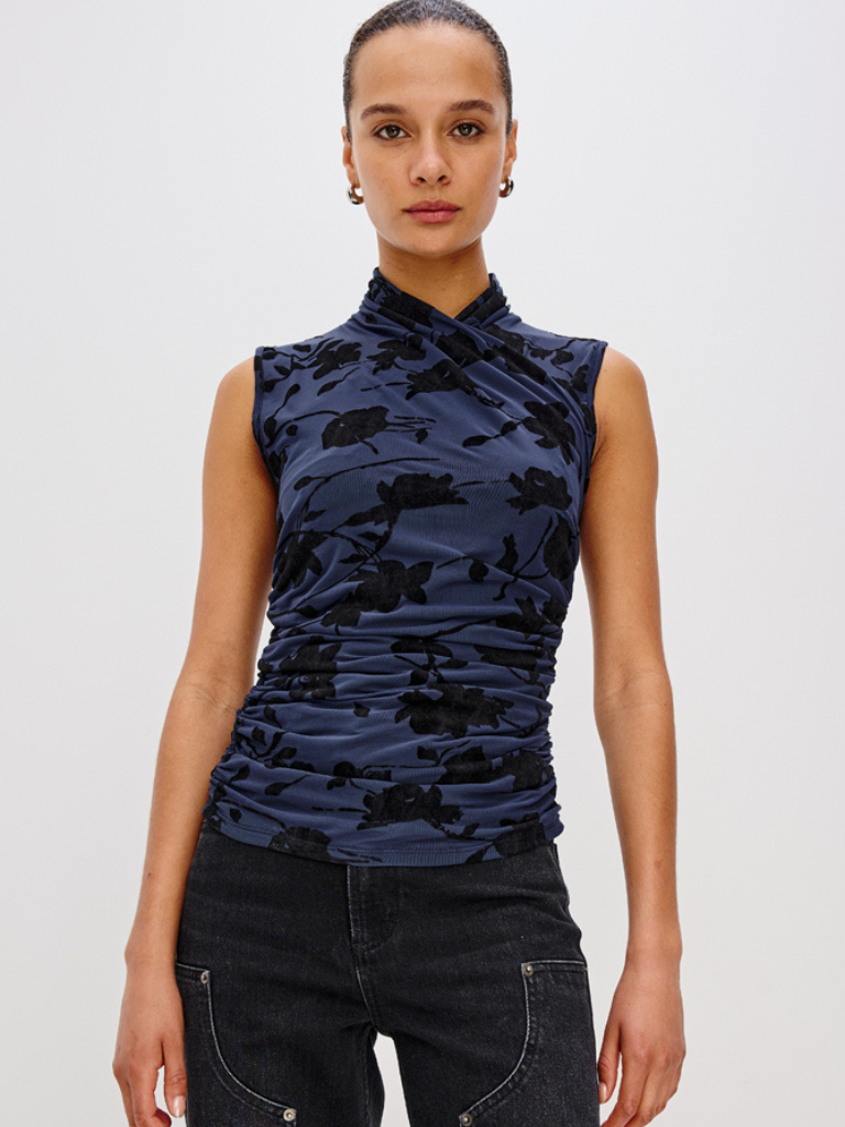 Lauris Top in Navy
