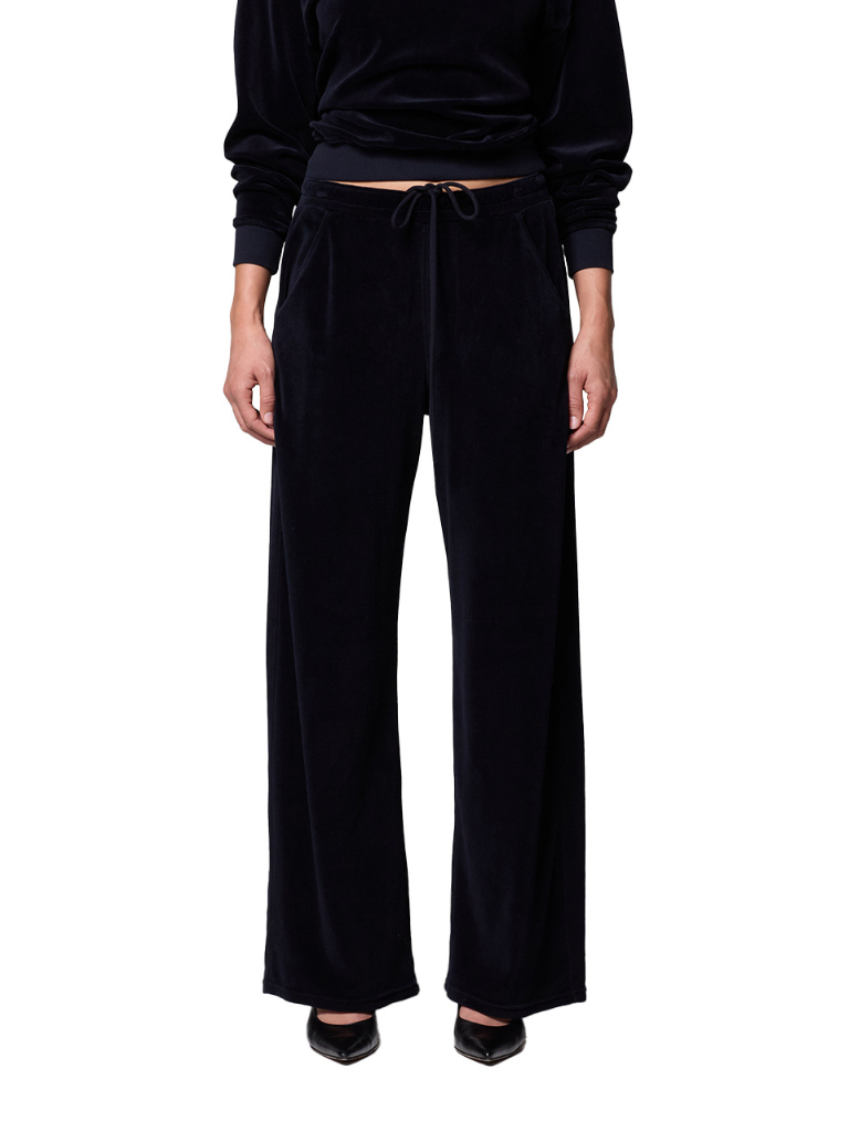 Brynn Drawstring Velour Pant in Notte