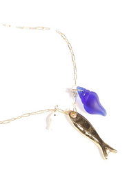 Poisson Charm Necklace in Brass/Cobalt