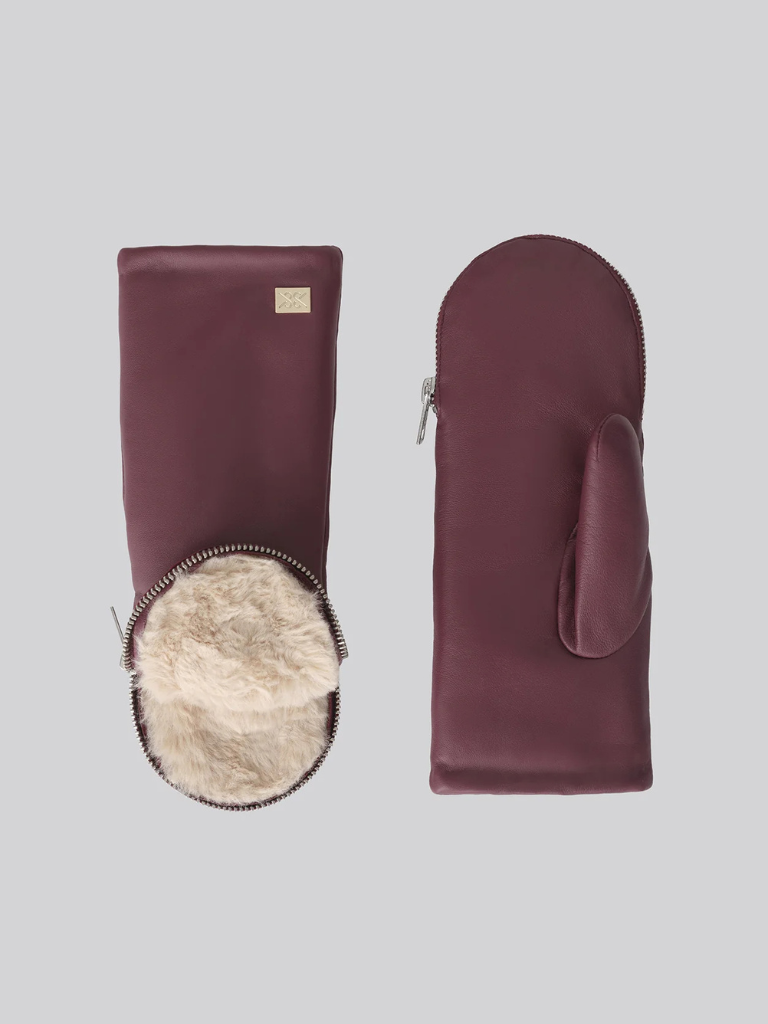Betrice Leather Mitts Lined With Faux Fur in Black-Rose Quartz
