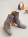 Pimiento Boot in Anthracite Suede