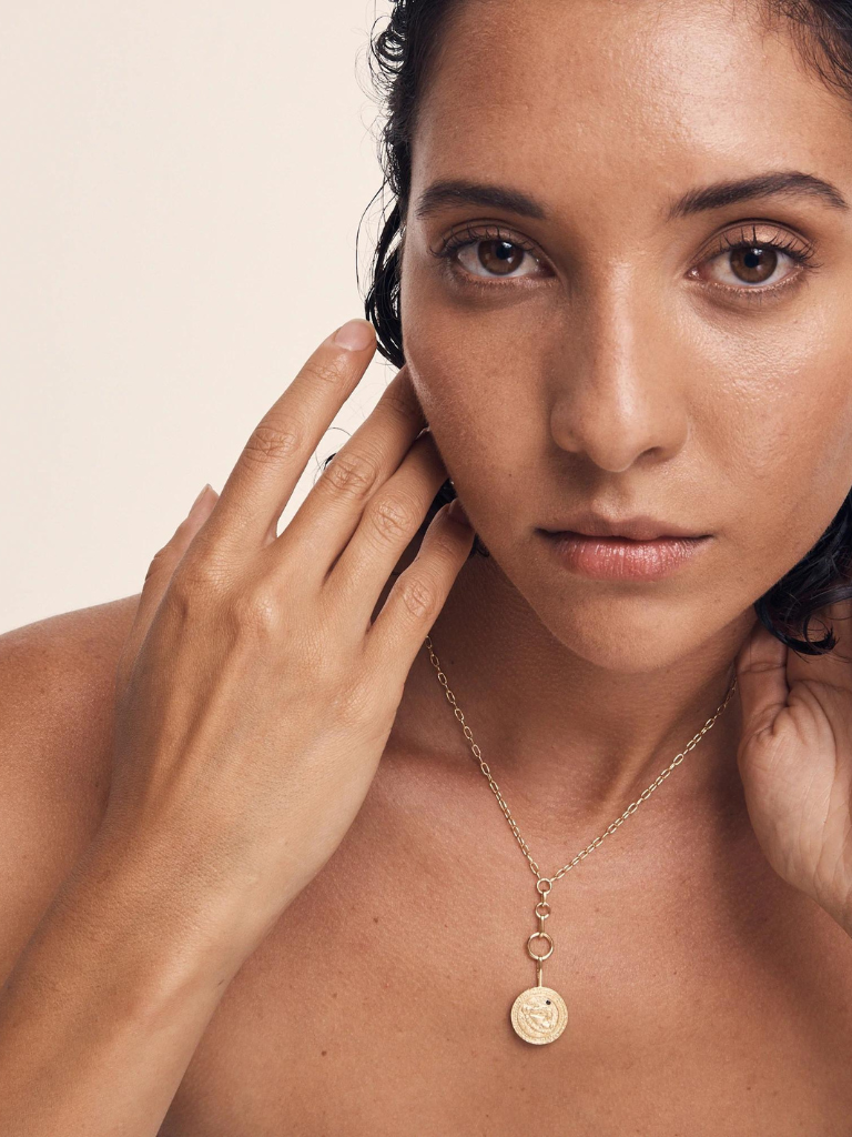 Valiant Necklace in Gold and Black Sapphire